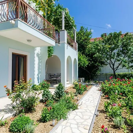 Appartement Carpe Diem - One Bedroom With Terrace And Sea View Mlini